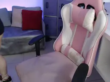 Queenfit77  live sex cam