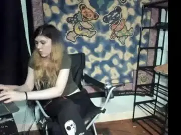 Roxihazeleyes  live sex cam