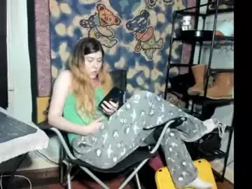 Roxihazeleyes  live sex cam