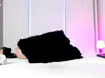 Sarah_t33n  live sex cam