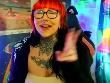 Saraht666  live sex cam