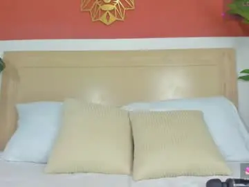 Sophia_gomezz_  live sex cam