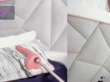 Sussyross1  live sex cam