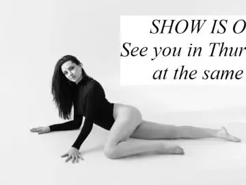 Vikibellson  live sex cam