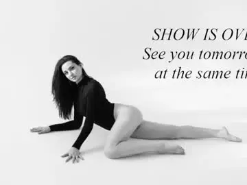 Vikibellson  live sex cam