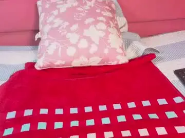 Zully_fox  live sex cam