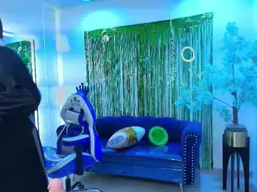 Alanna__scott  live sex cam