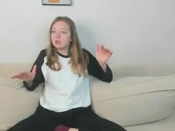 Claribelgetsinger  live sex cam