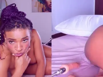 Ebony_skyee  live sex cam