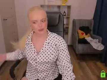 Eva2213  live sex cam