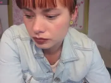 Kimtim_v  live sex cam