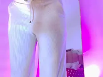 Lovequeen02  live sex cam