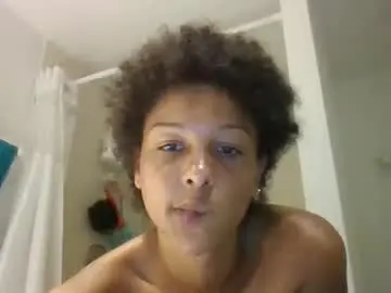 Luci_7  live sex cam