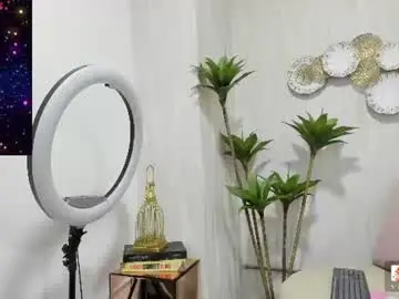 Lune__watson  live sex cam