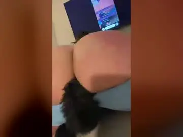 Naudie_muse  live sex cam