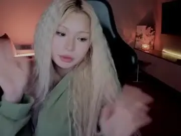 Rileymee  live sex cam