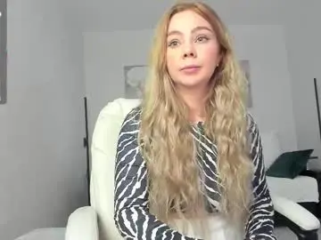 Sugar_nut  live sex cam