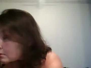 Tinyassbossymilf  live sex cam
