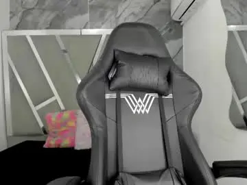 Adoraht  live sex cam