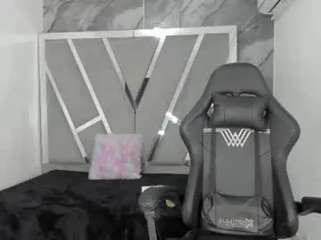 Adoraht  live sex cam