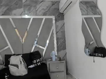 Adoraht  live sex cam