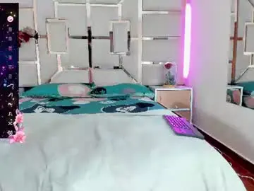 Alejita_moon  live sex cam