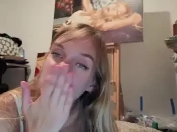 Cutiepainter  live sex cam