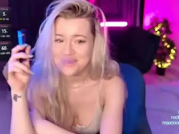 Cutiepie69__  live sex cam