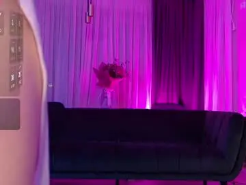 Cutiepie69__  live sex cam