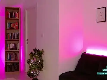 Cutiepie69__  live sex cam