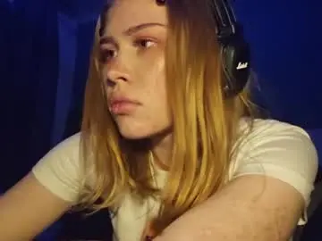Ellenavaldivieso  live sex cam
