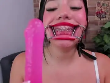 Foxy_loren  live sex cam