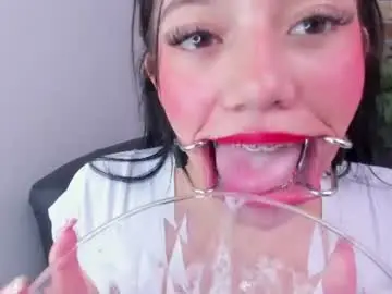Foxy_loren  live sex cam