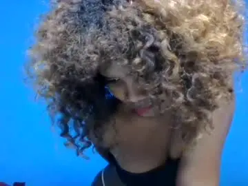 Kelyhondra4  live sex cam