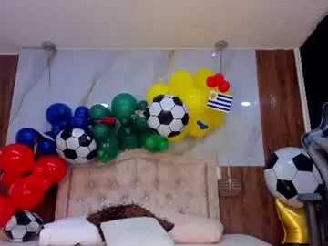Lia_16_  live sex cam