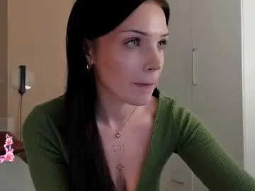 Luminaryluxee  live sex cam