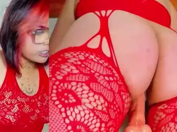 Maia_funny  live sex cam