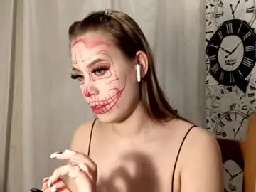 Nadinenovosel  live sex cam