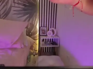 Samaantha_white_  live sex cam