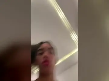Shashadlux  live sex cam