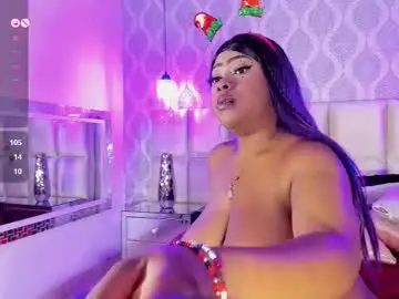 Trieximars  live sex cam