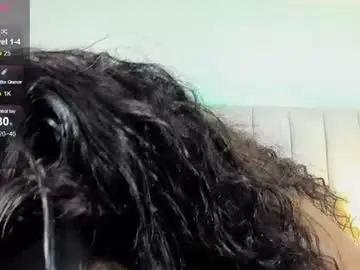 Trieximars  live sex cam