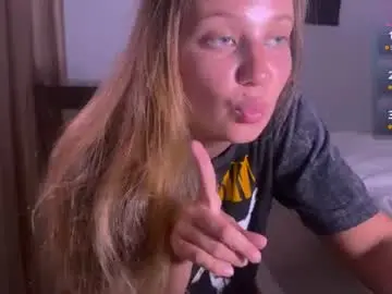 Drug_feet  live sex cam