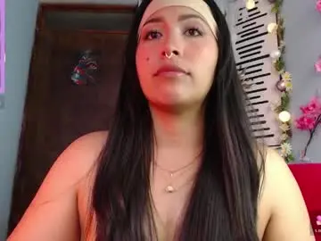 Lauraa_22  live sex cam