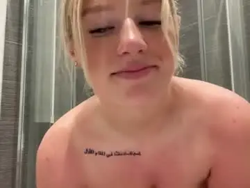 Lily_fox01  live sex cam