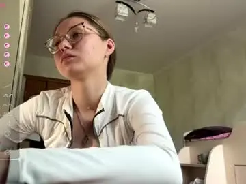 Lucindascercy  live sex cam