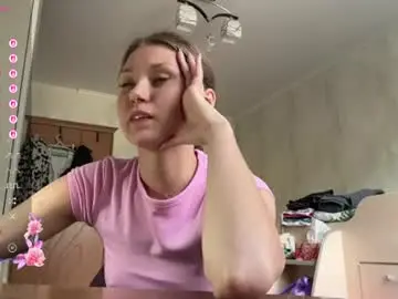 Lucindascercy  live sex cam