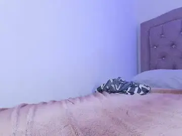 Millie__w  live sex cam