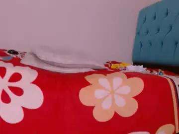 Olivia_dirtytemptation19  live sex cam