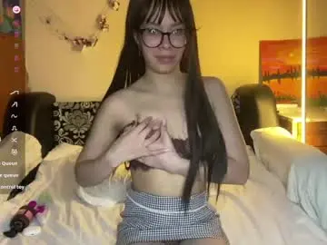 Pricillahoinacki  live sex cam